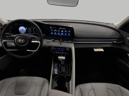 Hyundai Elantra Limited IVT 2026