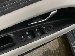 Hyundai Elantra Limited IVT 2026