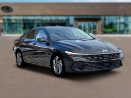 Hyundai Elantra Limited IVT 2026