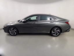 Hyundai Elantra Limited IVT 2026