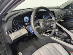 Hyundai Elantra Limited IVT 2026