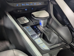 Hyundai Elantra Limited IVT 2026