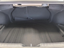 Hyundai Elantra Limited IVT 2026