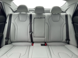 Hyundai Elantra Limited IVT 2026