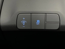 Hyundai Elantra Limited IVT 2026