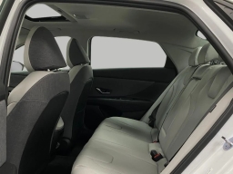 Hyundai Elantra Limited IVT 2026