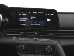 Hyundai Elantra Limited IVT 2026