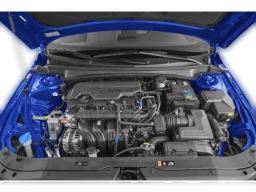 Hyundai Elantra Limited IVT 2026