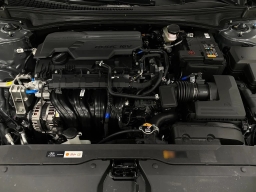 Hyundai Elantra Limited IVT 2026