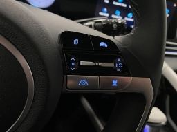 Hyundai Elantra Limited IVT 2026