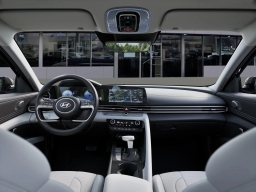 Hyundai Elantra Limited IVT 2026