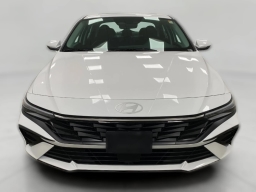 Hyundai Elantra Limited IVT 2026