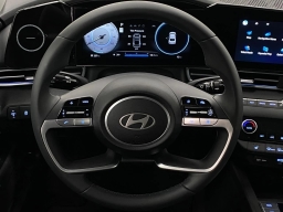 Hyundai Elantra Limited IVT 2026