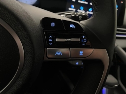 Hyundai Elantra Limited IVT 2026