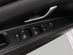 Hyundai Elantra Limited IVT 2026