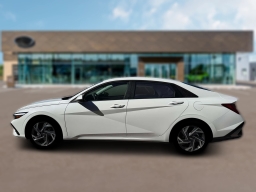 Hyundai Elantra Limited IVT 2026