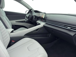 Hyundai Elantra Limited IVT 2026