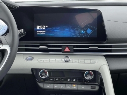 Hyundai Elantra Limited IVT 2026