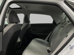 Hyundai Elantra Limited IVT 2026