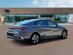 Hyundai Elantra Limited IVT 2026