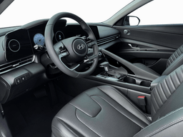 Hyundai Elantra Limited IVT 2026