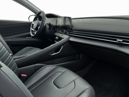 Hyundai Elantra Limited IVT 2026