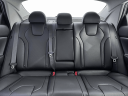 Hyundai Elantra Limited IVT 2026