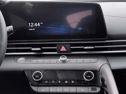 Hyundai Elantra Limited IVT 2026