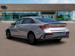 Hyundai Elantra SEL Sport Premium IVT 2026