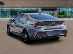 Hyundai Elantra SEL Sport Premium IVT 2026