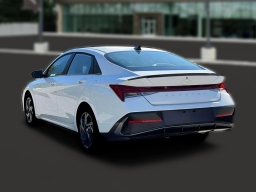 Hyundai Elantra SEL Sport Premium IVT 2026