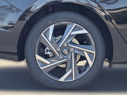 Hyundai Elantra SEL Convenience IVT 2025