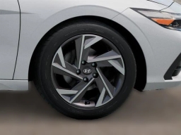 Hyundai Elantra SEL Sport Premium IVT 2026
