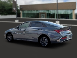 Hyundai Elantra SEL Sport Premium IVT 2026