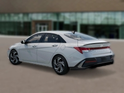 Hyundai Elantra SEL Sport Premium IVT 2026