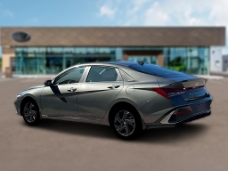 Hyundai Elantra SEL Sport Premium IVT 2026