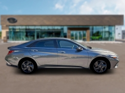 Hyundai Elantra SEL Sport Premium IVT 2026