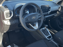 Hyundai Venue SE FWD 2026