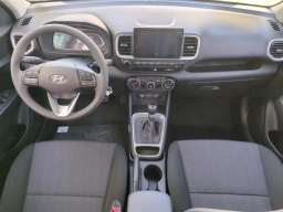 Hyundai Venue SE FWD 2026
