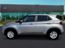 Hyundai Venue SE FWD 2026