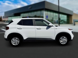 Hyundai Venue SE FWD 2026