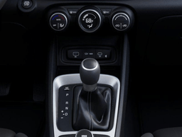 Hyundai Venue SEL FWD 2026