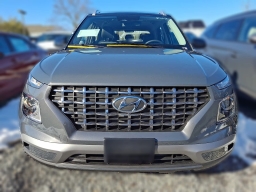 Hyundai Venue SEL FWD w/Two-Tone Roof 2026