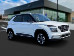 Hyundai Venue SEL FWD w/Two-Tone Roof 2026