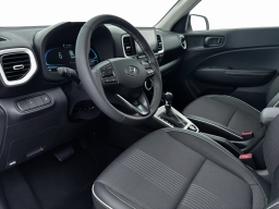 Hyundai Venue SEL FWD w/Two-Tone Roof 2026