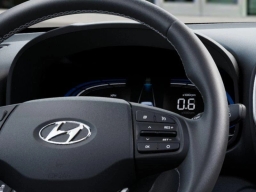 Hyundai Venue SEL FWD 2026