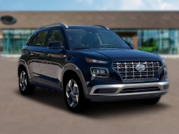 Hyundai Venue SEL FWD 2026