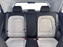 Hyundai Venue SEL FWD 2026