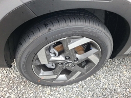 Hyundai Venue SEL FWD 2026