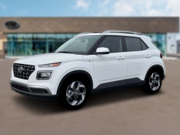 Hyundai Venue SEL FWD 2026